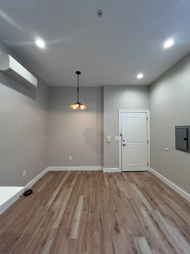 41 Clifton Place unit 1C, Jersey City, NJ 07304 - photo 3