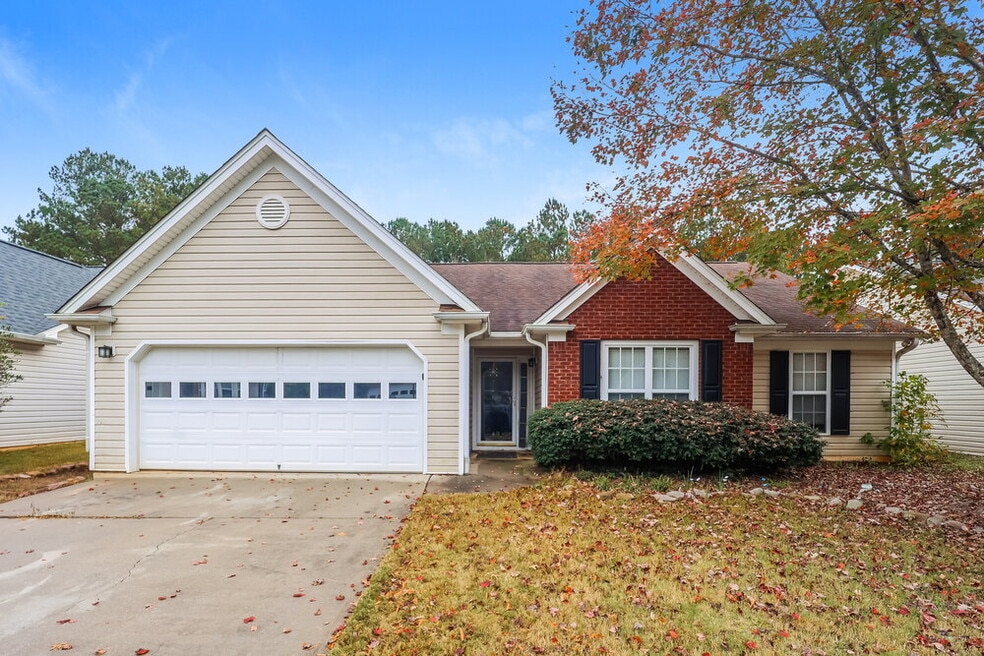 555 The Blvd, Newnan, GA 30263 - photo 1