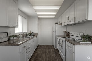 859 N Mountain Ave, Upland, CA 91786