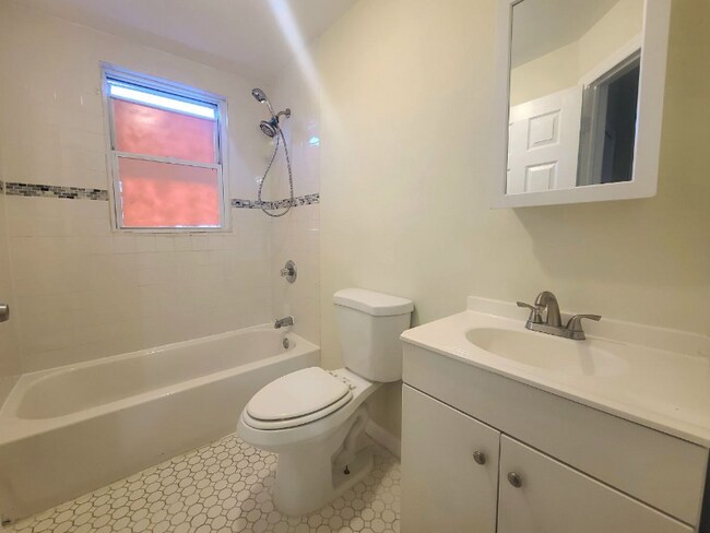 73 Stone St unit 1, Newark, NJ 07104 - photo 4