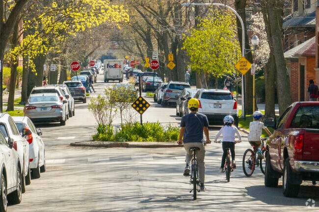 Families can safely bike through the quaint residential streets of Andersonville.