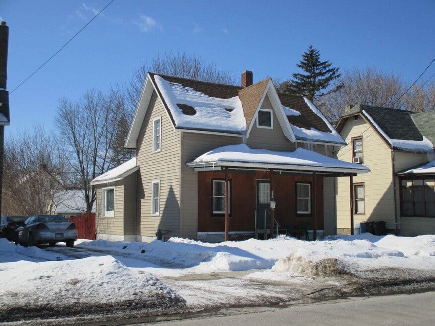 619 N Lehigh Ave, Sayre, PA 18840 - photo 1