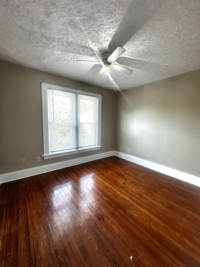 2266 Indiana Ave, Columbus, OH 43202 - photo 2