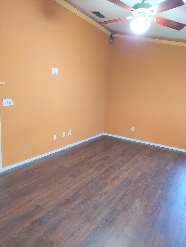 812 Granite Ave, Lathrop, CA 95330 - photo 1