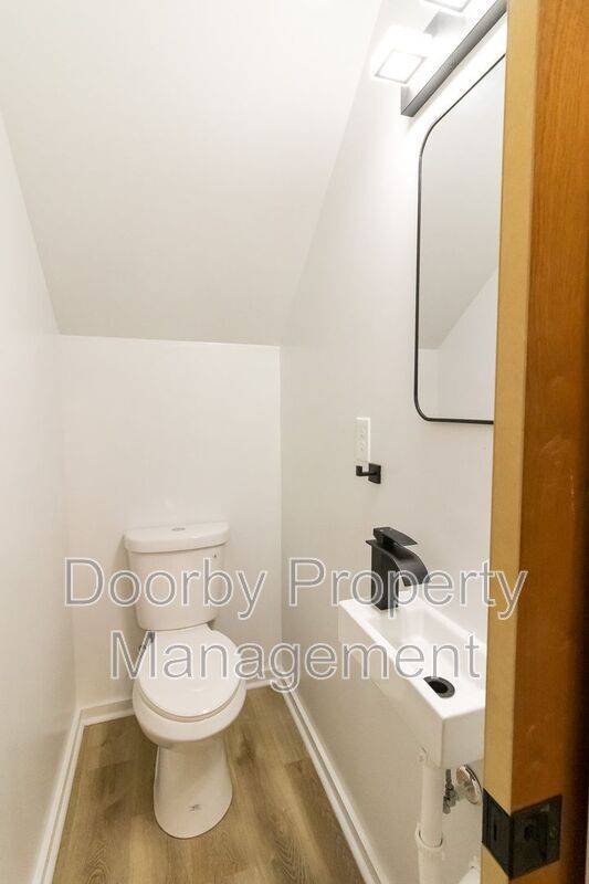 1808 E 13th St unit 104, Chattanooga, TN 37404 - photo 7