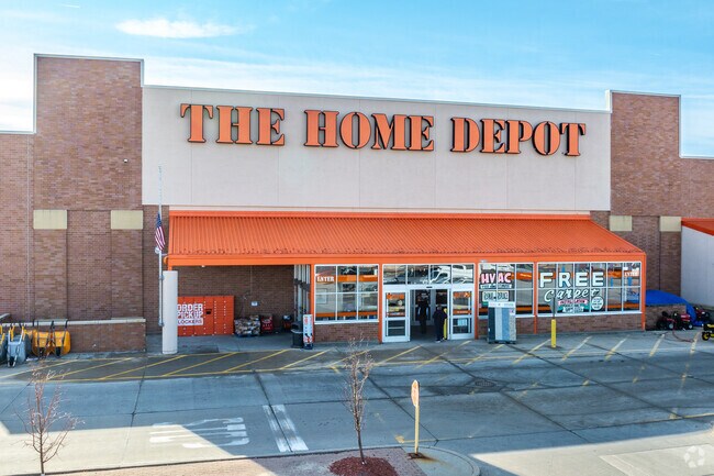 The Home Depot on University Avenue gives Clive residents easy access to home improvement.