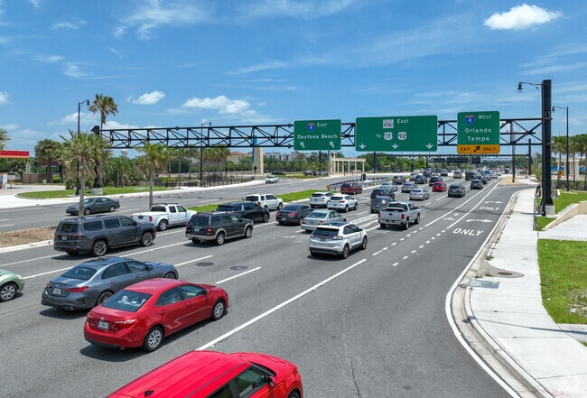 Spring Valley is only 15 minutes from Downtown Orlando.