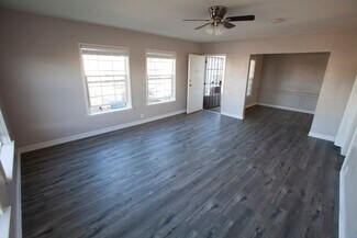 3536 W Adams Blvd Unit 3538 half, Los Angeles, CA 90018