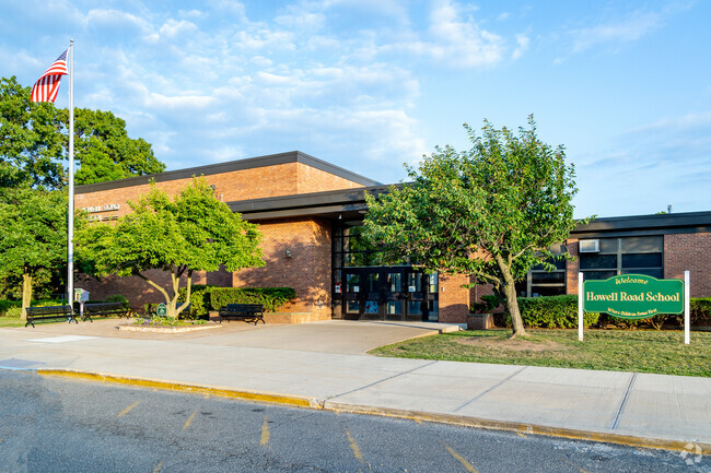 Howell Road School welcomes students.