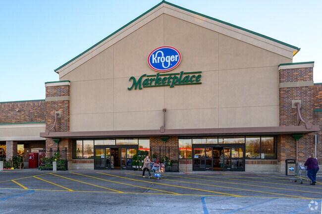 Cambridge Oaks residents shop at Kroger Marketplace for their groceries, home-goods & clothing.