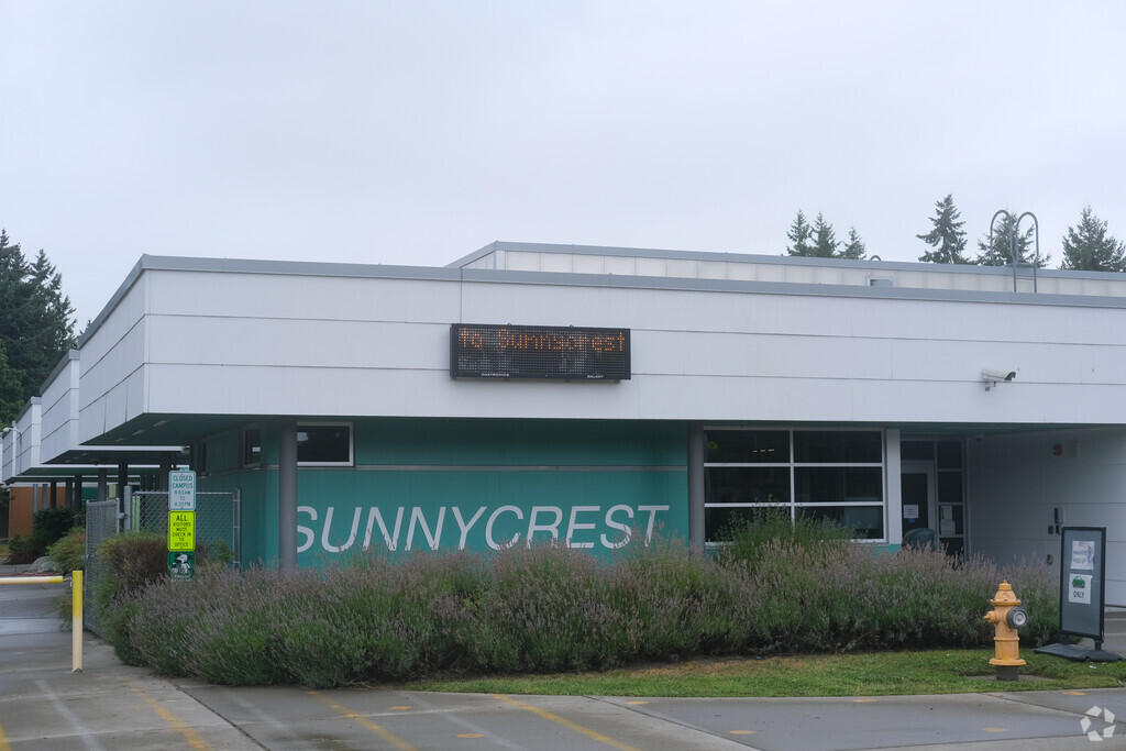 Sunnycrest Elementary School in West Hills North.