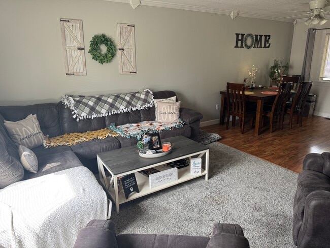 1812 Lakeview Dr, Newark, OH 43055 - photo 3