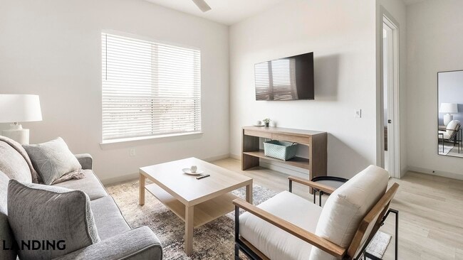 1345 E 15th St unit 350, Plano, TX 75074 - photo 2