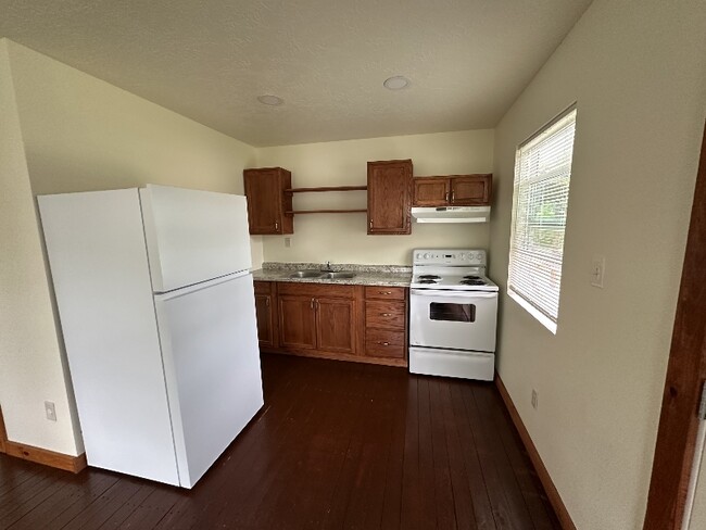 10024 Wrangler Way unit A, Midway, TX 75852 - photo 2