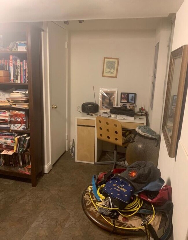 1446 Oak St NW unit Basement, Washington, DC 20010 - photo 2