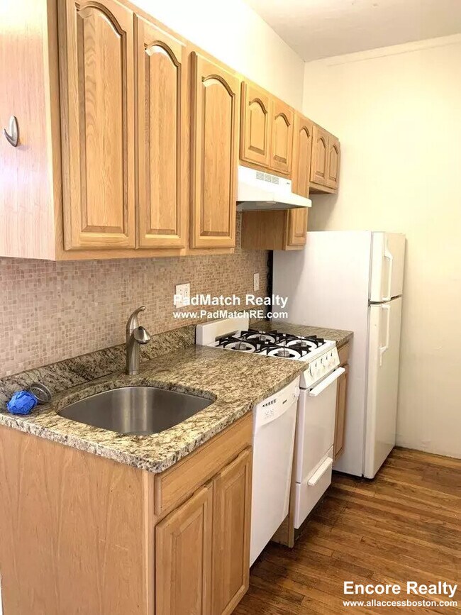 313 Huntington Ave unit 5B, Boston, MA 02115 - photo 5