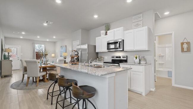 3005 Maple Orchard Ln, Fort Worth, TX 76140 - photo 2