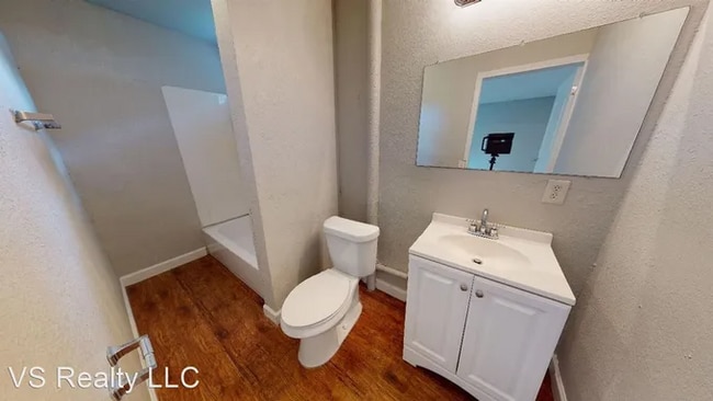 1374 Agnes St, Jacksonville, FL 32208 - photo 2