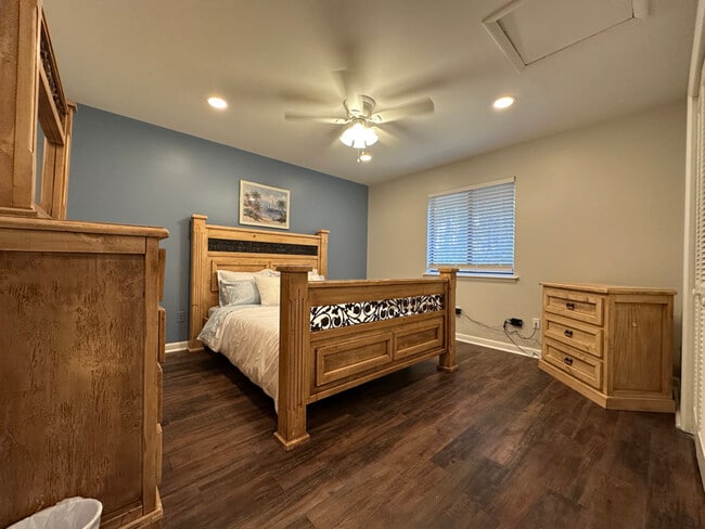 111 Seaparc Cir unit C, Kingsland, GA 31548 - photo 4