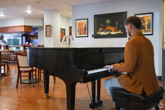 From jazz nights to romantic dinners, Luna’s piano lounge is a standout in Gainesville’s Central Core.