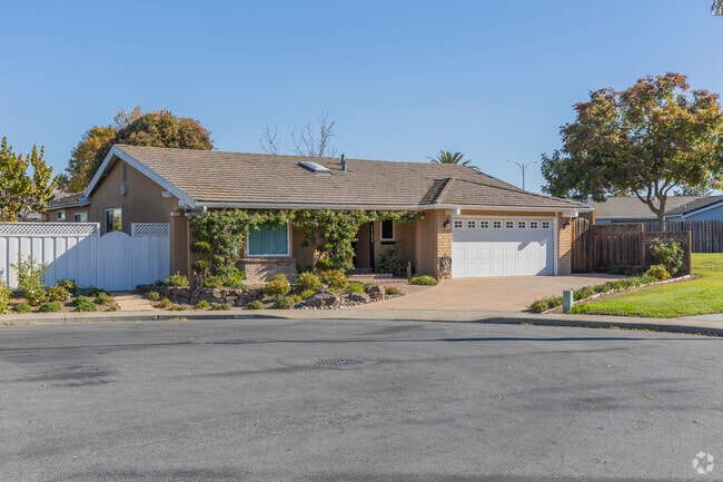 The majority of homes in the Brookvale neighborhood are single story ranch style homes.