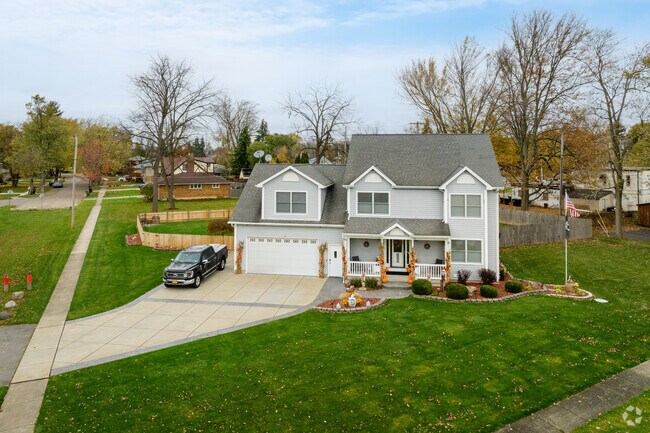 Homes in Irvington Creekside typically feature a driveway or garage.