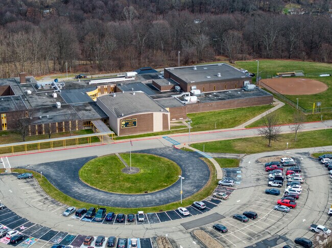 Bentworth Senior High is a public school for grades 9-12 and is rated a B- by Niche.