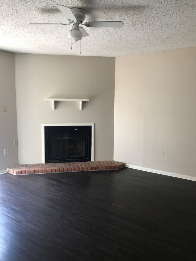 8911 Gsri Ave unit 1307, Baton Rouge, LA 70810 - photo 3