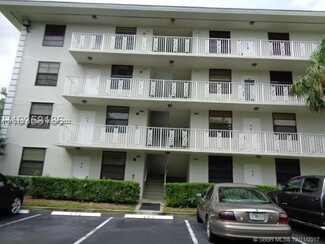 1715 Whitehall Dr Unit 402, Davie, FL 33324