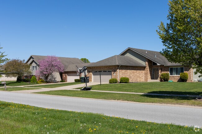 Ainsworth, Indiana, has many modern two-story ranch-style and split-level homes.