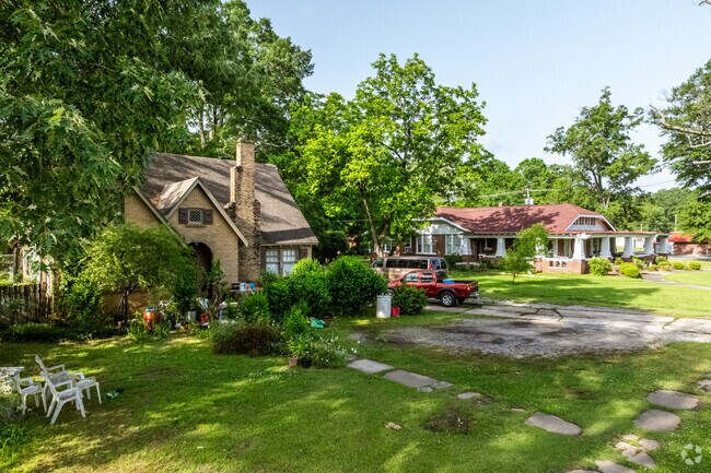 Homes in Hope range from bungalows, ranch and cottages that sit near downtown to larger acreage on the outskirts.