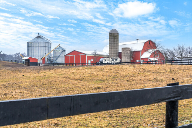 There are many farms and fields surrounding the White Oaks Bay community.