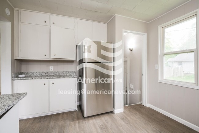 1801 Leer St, South Bend, IN 46613 - photo 6