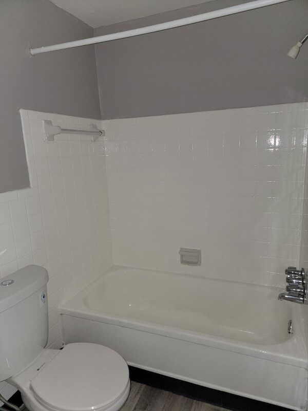 13420 Euclid Ave unit 13444-215, East Cleveland, OH 44112 - photo 4