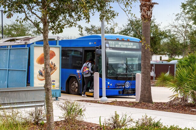 The Lynx bus system is just minutes away from Lake Conway.