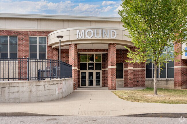 Kids in the North Broadway area can attend Mound PreK-8 school.