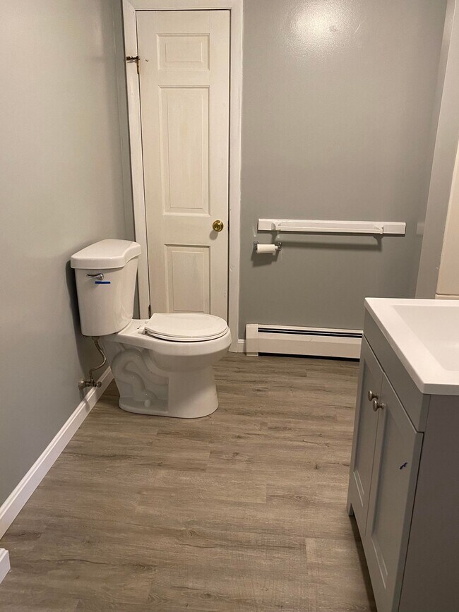 916 Main St unit 1, Vassalboro, ME 04989 - photo 5