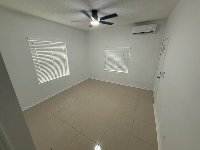 3460 4th Ave S unit 2, Saint Petersburg, FL 33711 - photo 7
