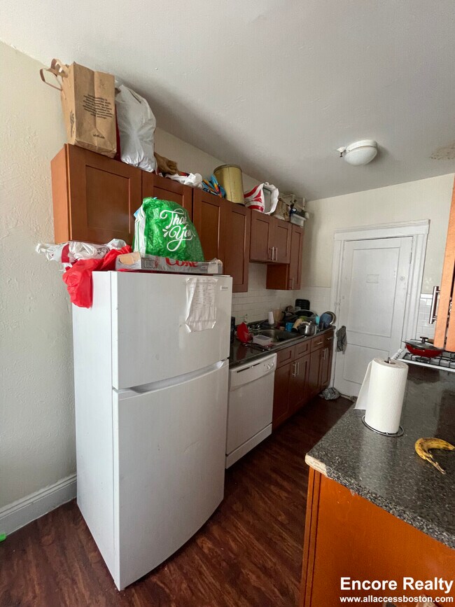 1163 Boylston St unit 35, Boston, MA 02215 - photo 2