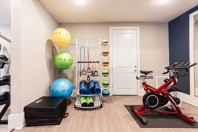 Century New Holland, Gainesville, GA 30501 - photo 4