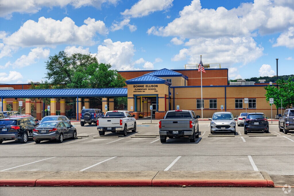 Bonnie Ellison Elementary is part of the Northside ISD.