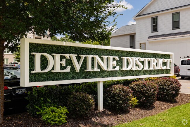 Welcome to Devine District in Columbia.