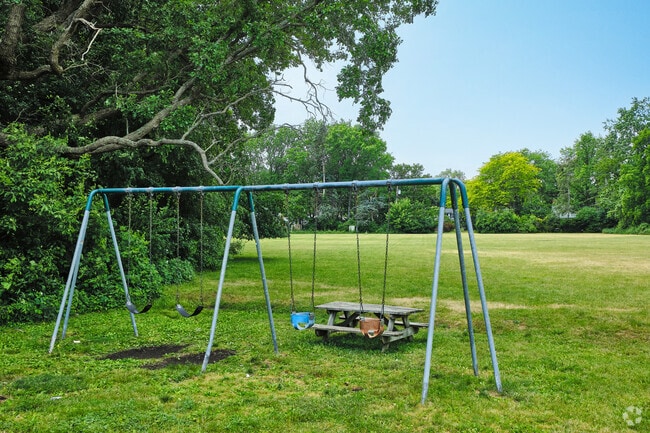Though there isn't a playground, there is a swing set for kids to enjoy at Stone School Park.