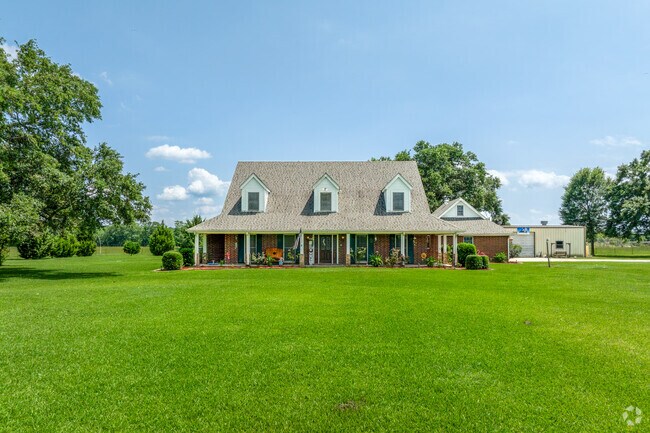 Farmhouses in Jennings sit on wide lots with space to garden, roam, and relax.