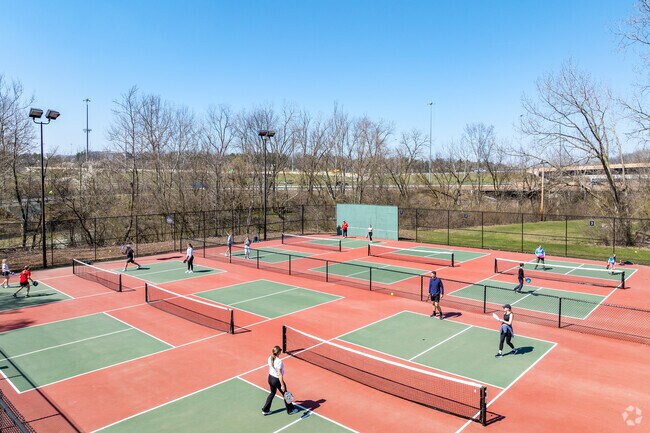 The Olentangy River Parklands offers well maintained recreational tennis courts and bike paths.