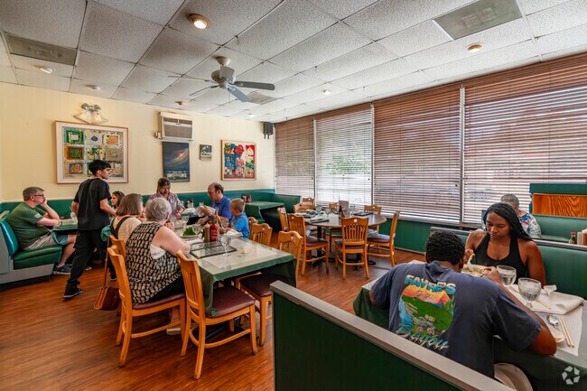 Lang Van is a great place for some friendly service and incredible in Eastway.