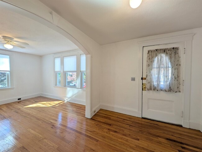 119 Lowell St unit 3, Somerville, MA 02143 - photo 4