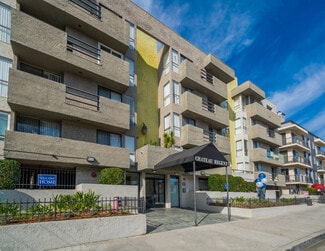 6835 Laurel Canyon Blvd, North Hollywood, CA 91605