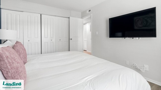 612 Bass Ct unit 616-2-C, Dunedin, FL 34698 - photo 3