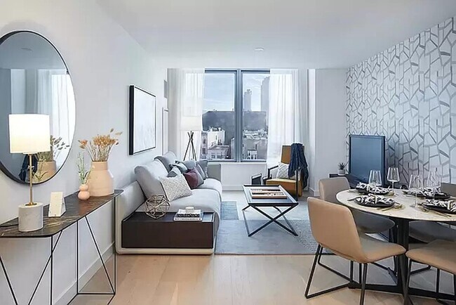 3 Ct Square W unit 6005, Queens, NY 11101 - photo 2